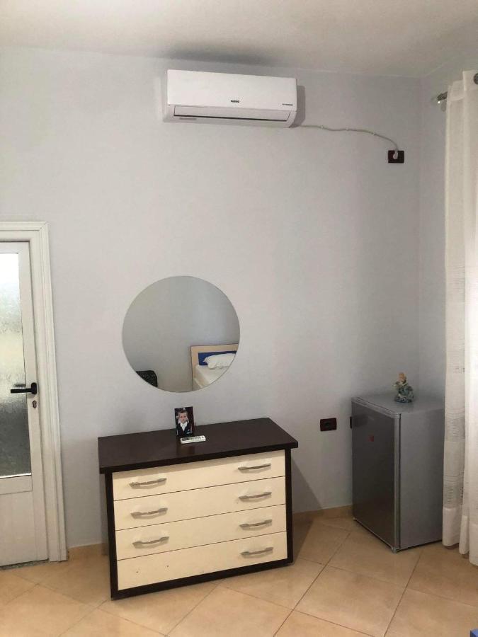 Vila Olti Vlorë Exterior foto