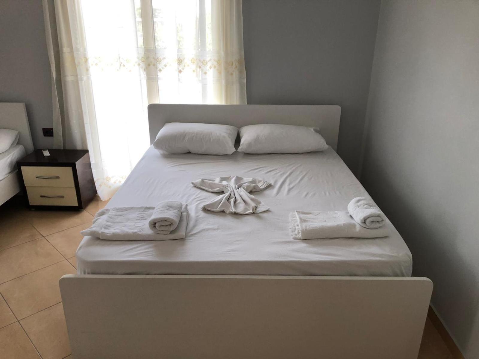 Vila Olti Vlorë Exterior foto